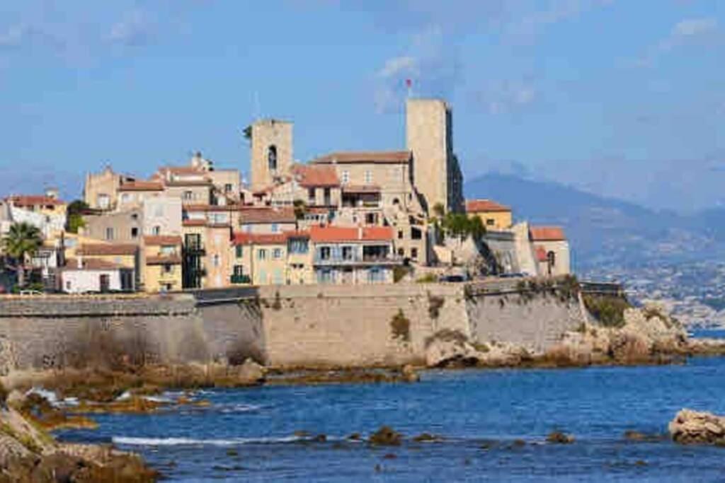 אנטיב Studio Meuble Proche Plages Et Vieille Ville מראה חיצוני תמונה